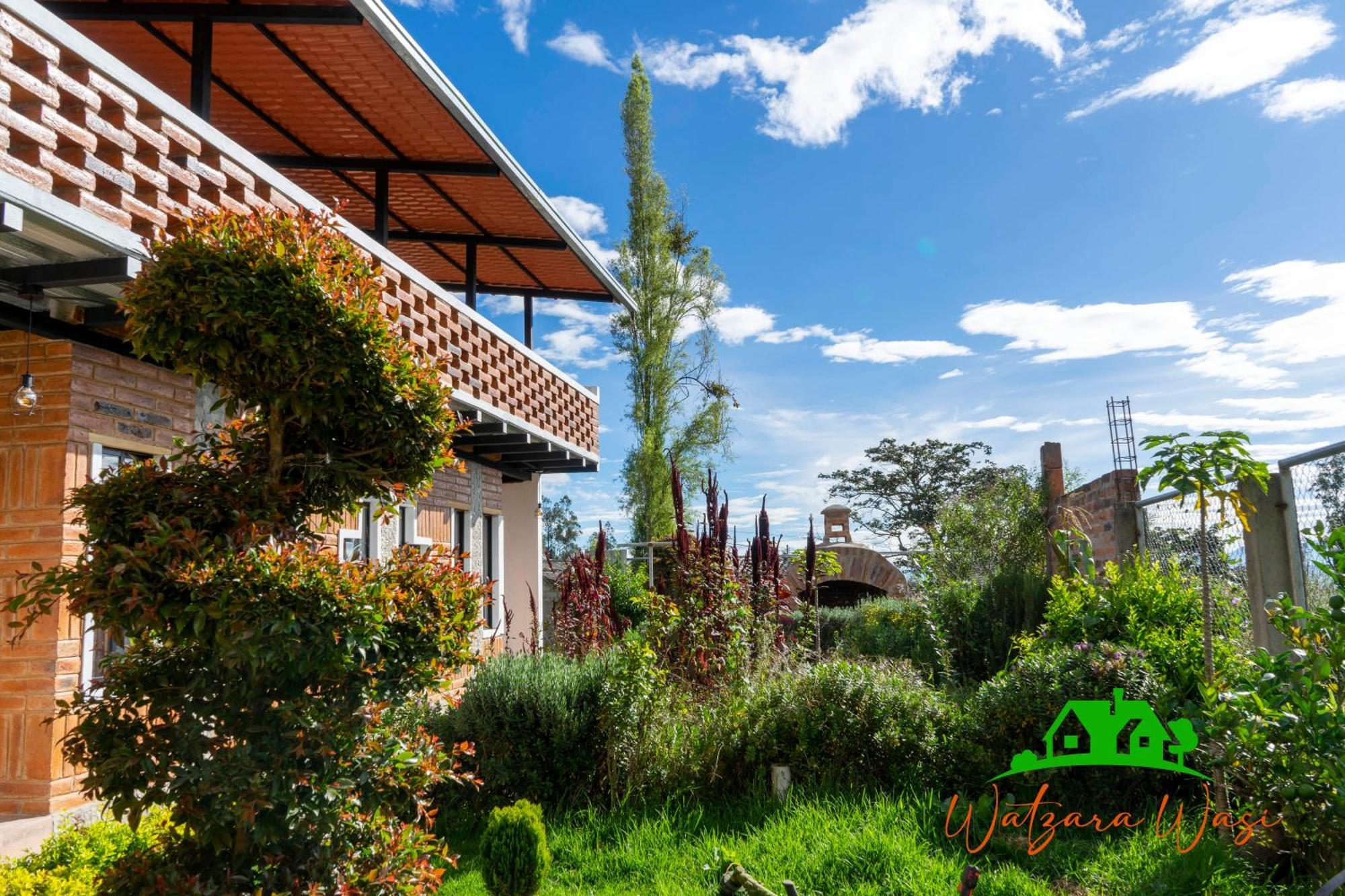 Country house Watzara Wasi Familiar Camprestre Y Lofts En Cotacachi