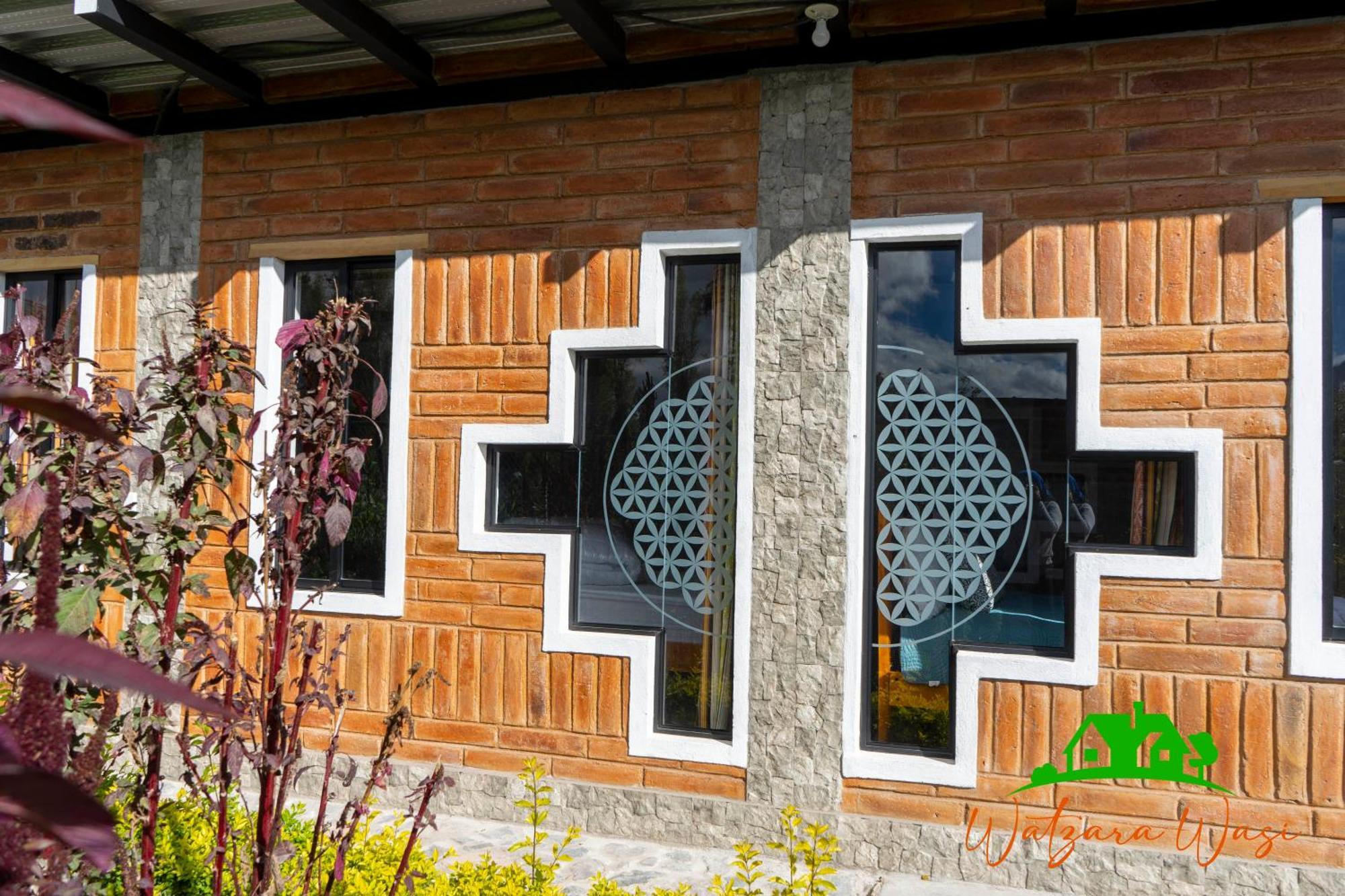 Watzara Wasi Familiar Camprestre Y Lofts En *